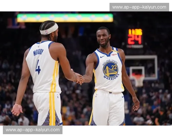 勇士vs雷霆：2月28日，一场关于信仰与胜利的史诗对决